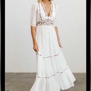 WHITE MAXI EMBROIDERED DRESS